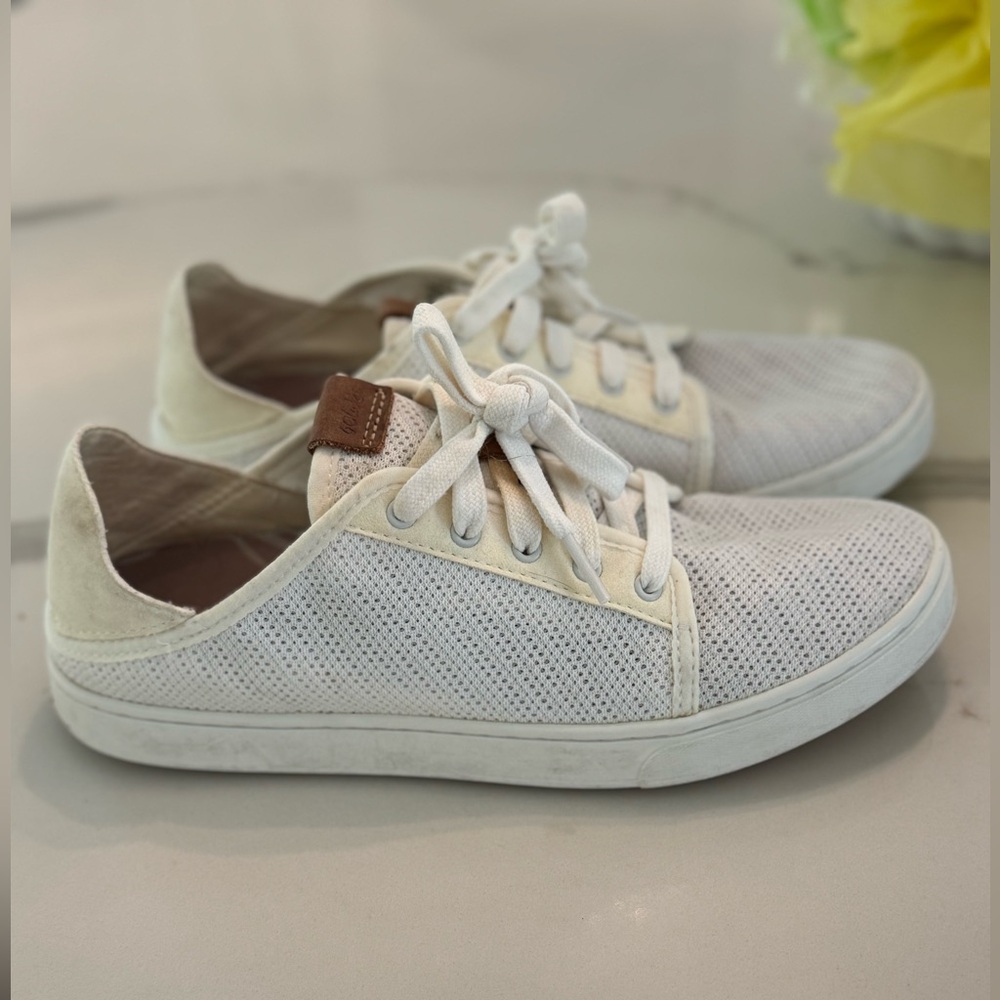 OluKai Cream Lace-Up Sneakers